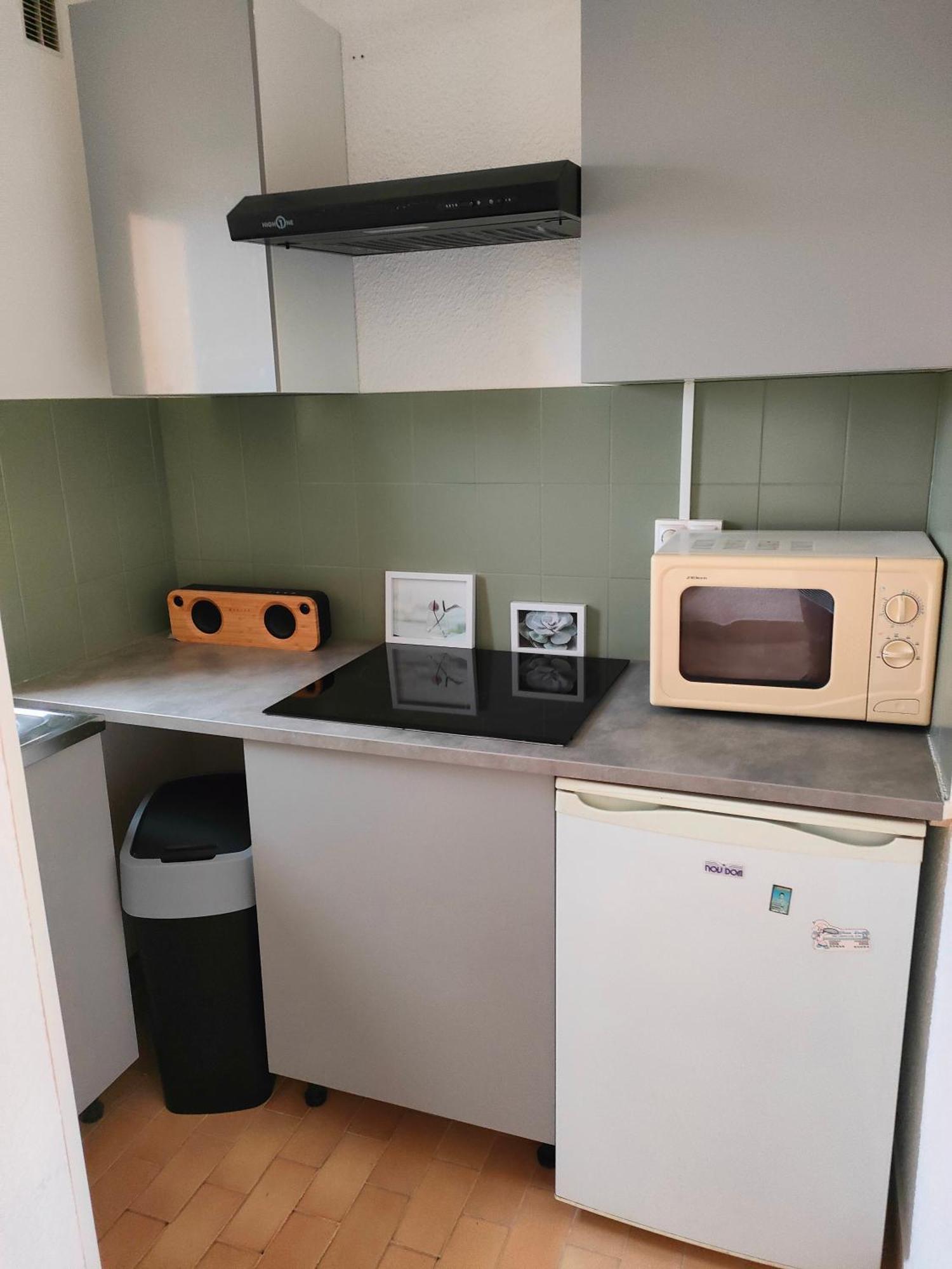 Gruissan, Studio Cabine, Au Calme Vue Degagee Sur Marina Extérieur photo