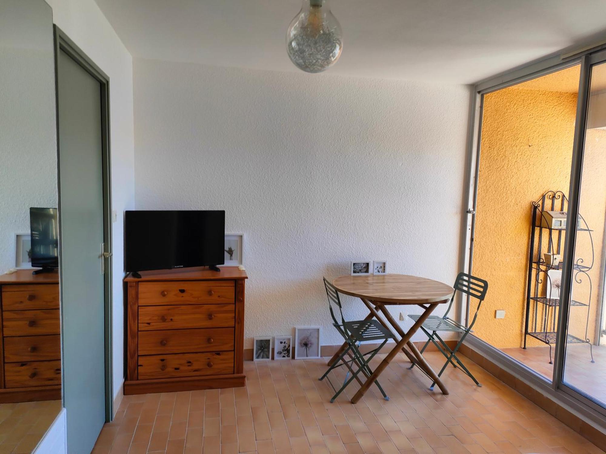 Gruissan, Studio Cabine, Au Calme Vue Degagee Sur Marina Extérieur photo